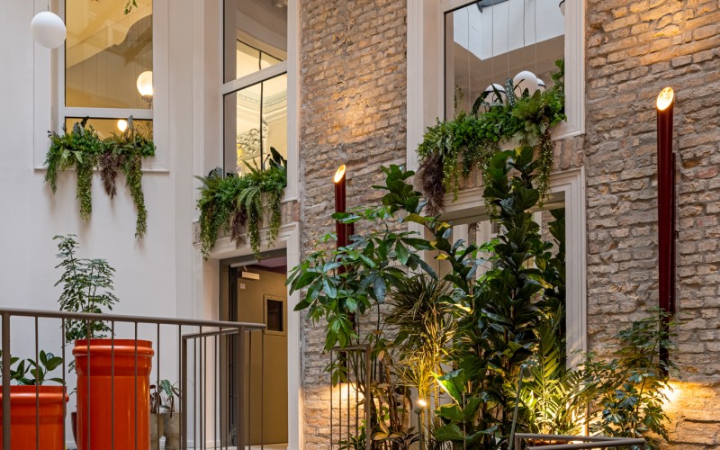 Maverick Atheneaum Hostel
